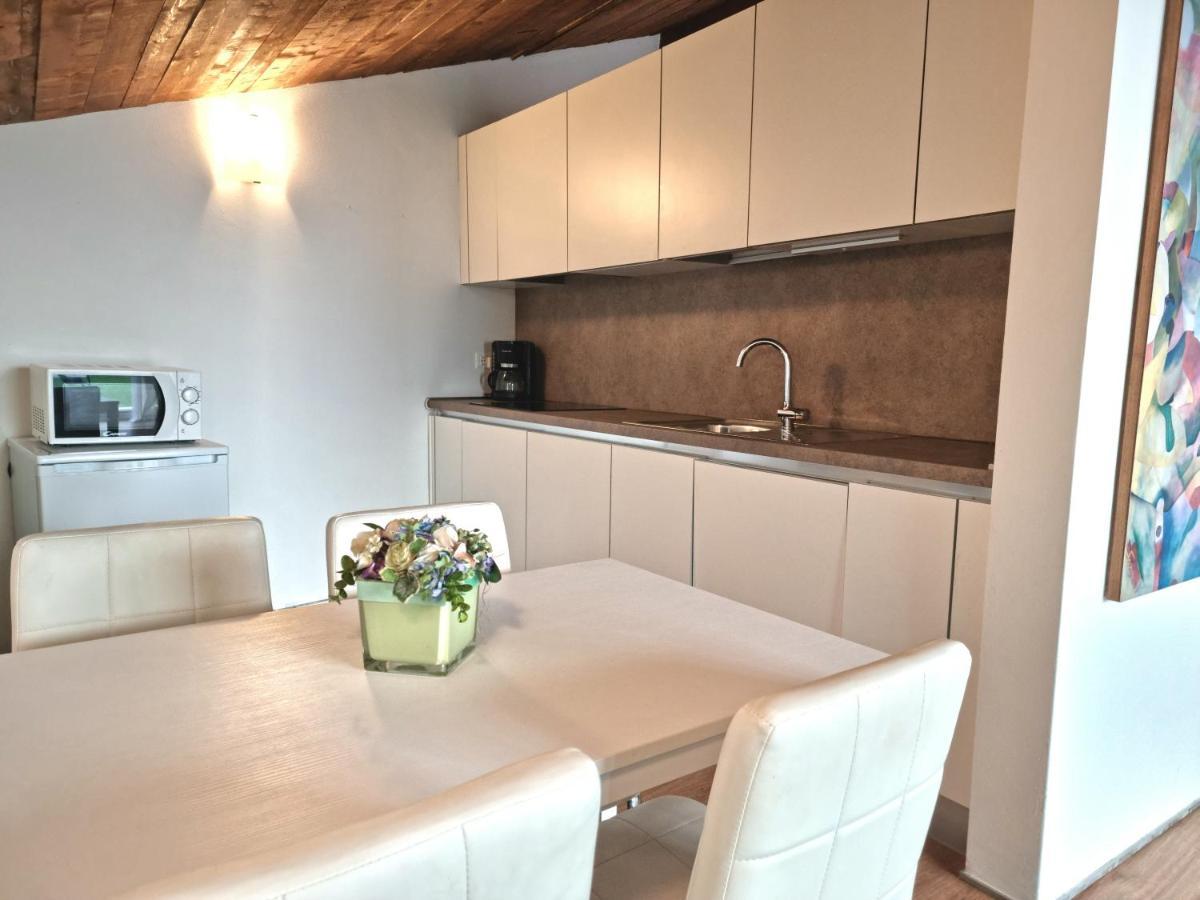 Profumo Di Lago Desenzano-By Goccia Di Lago 代森扎诺-德尔加达 外观 照片