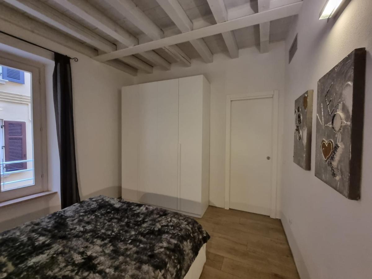 Profumo Di Lago Desenzano-By Goccia Di Lago 代森扎诺-德尔加达 外观 照片